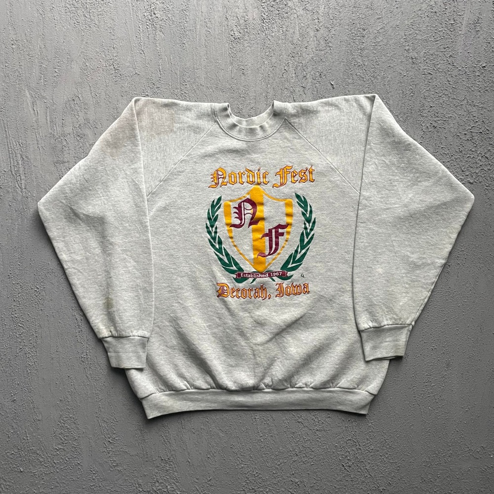 Vintage Nordic Fest Decorah Iowa Sweatshirt Men XL Gray 90s Fruit of the Loom